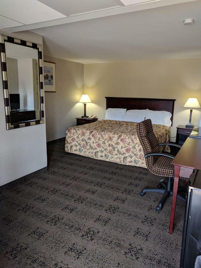 Knights Inn Pine Grove Pine Grove  Luaran gambar