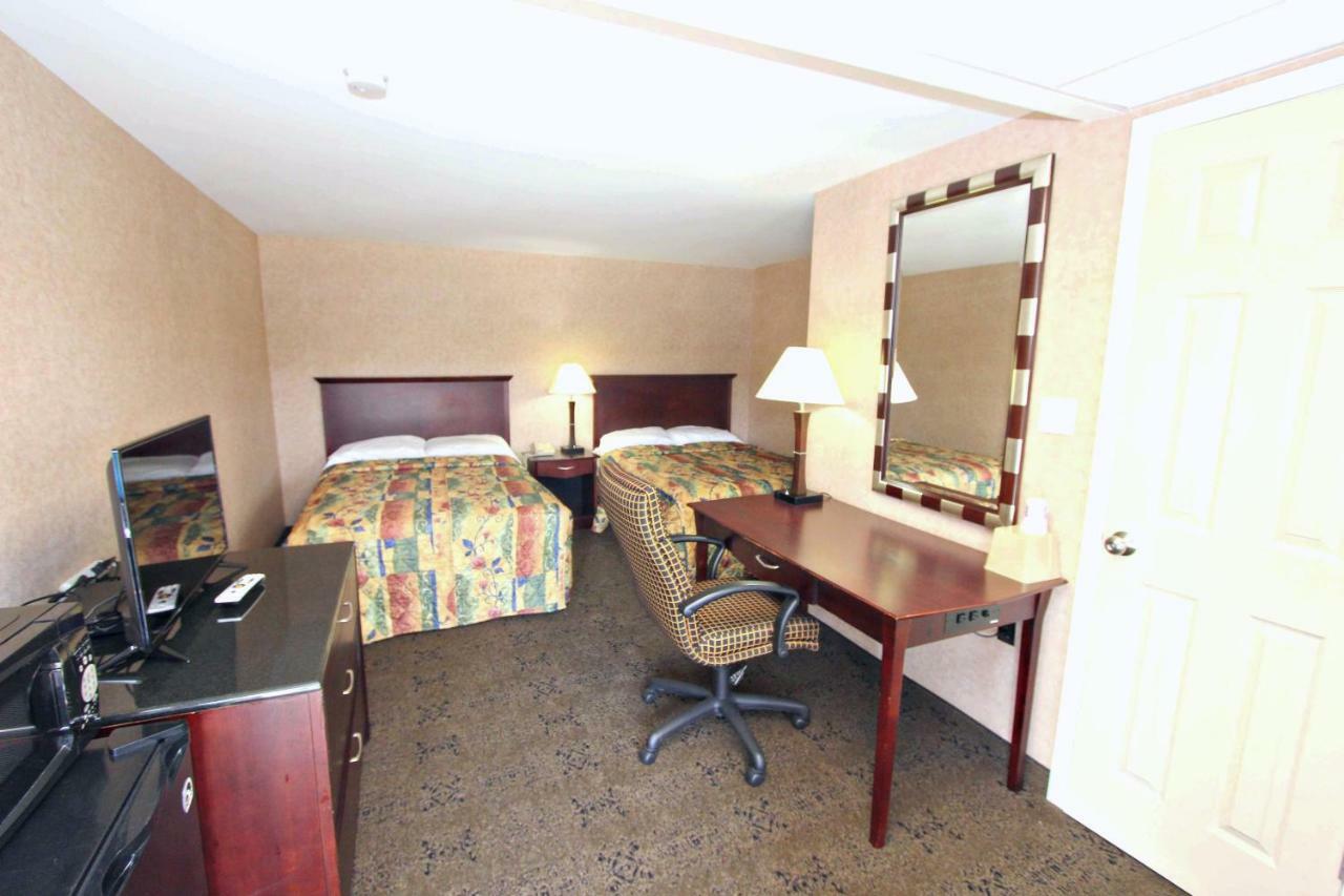 Knights Inn Pine Grove Pine Grove  Luaran gambar